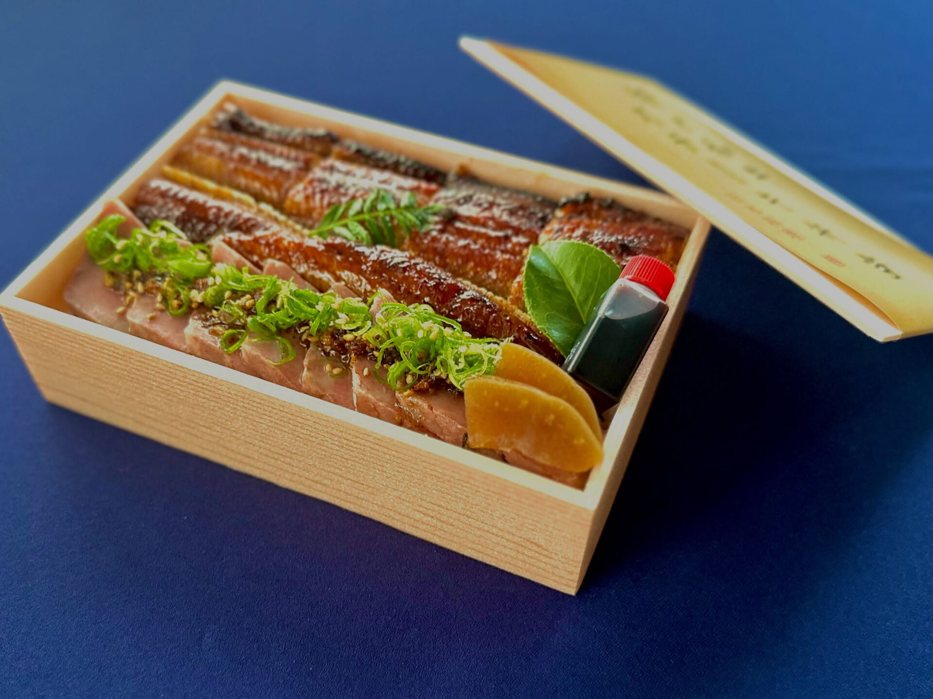 鰻と焼鯖弁当（¥3,300）